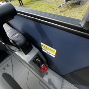 2026 Evotti 521CS Triple Pontoon - Blue/White