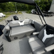 2026 Evotti 521CS Triple Pontoon - Blue/White