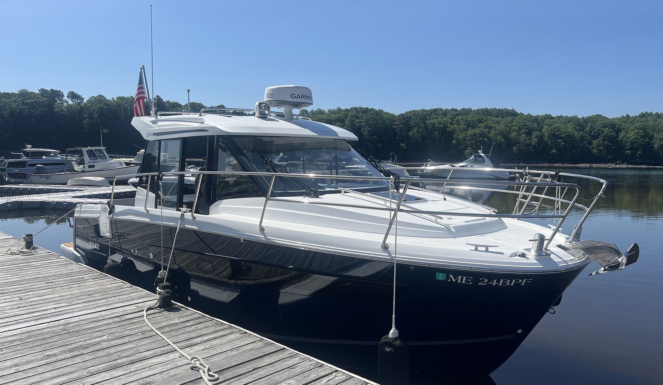 2021 Jeanneau NC 895 Weekender