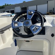 2018 Stingray 182SC - Blue