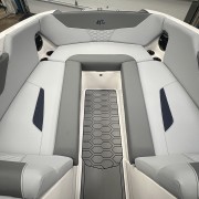 2026 Mastercraft NXT24 - Navy/White