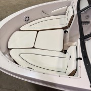 2026 Stingray 172DC - Black Cherry Red