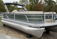2026 Godfrey SW2286FSSE Pontoon Boat - Sage/Moonstone