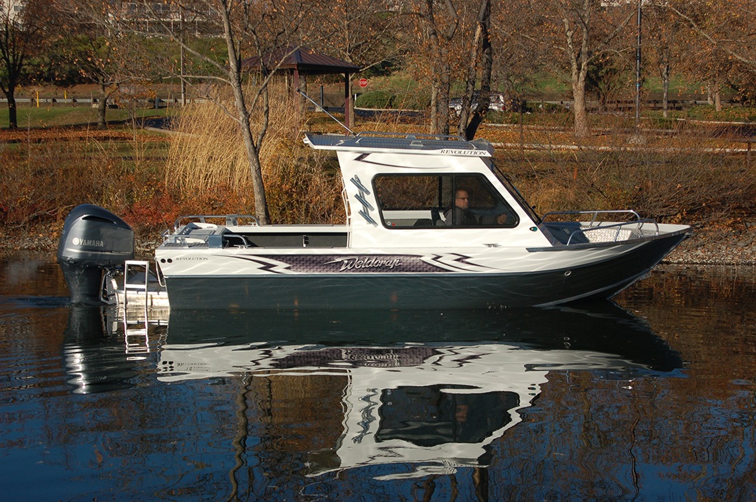 2026 Weldcraft 210 Revolution - Pewter Metallic/Charcoal
